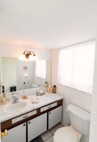 12005 Poinciana Boulevard 103, Royal Palm Beach, FL 33411