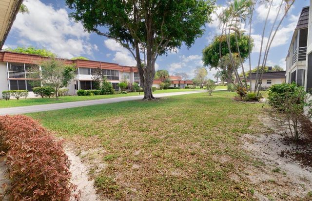 12005 Poinciana Boulevard 103, Royal Palm Beach, FL 33411