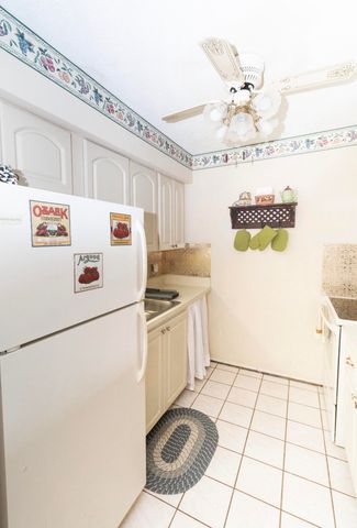 12005 Poinciana Boulevard 103, Royal Palm Beach, FL 33411