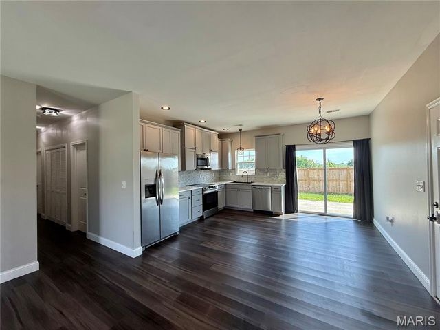 118 Joe D Drive, Jonesburg, MO 63351