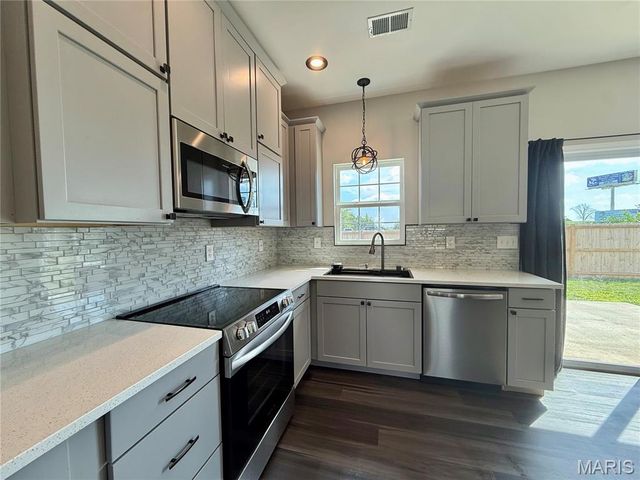 118 Joe D Drive, Jonesburg, MO 63351