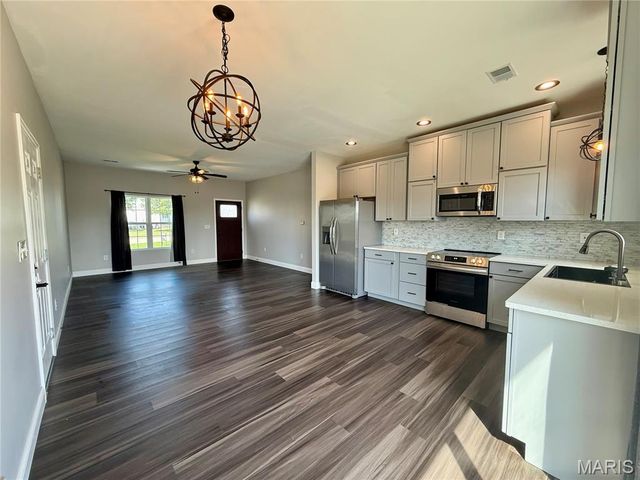118 Joe D Drive, Jonesburg, MO 63351