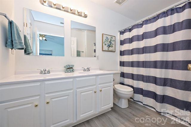 3160 Mannington Drive, Charlotte, NC 28270