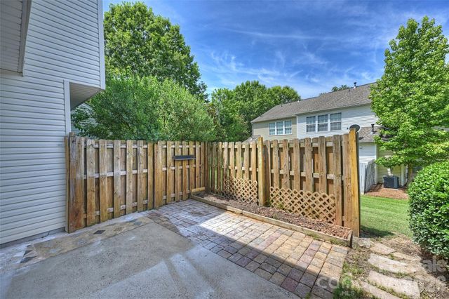 3160 Mannington Drive, Charlotte, NC 28270