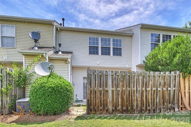 3160 Mannington Drive, Charlotte, NC 28270