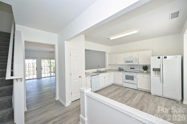 3160 Mannington Drive, Charlotte, NC 28270
