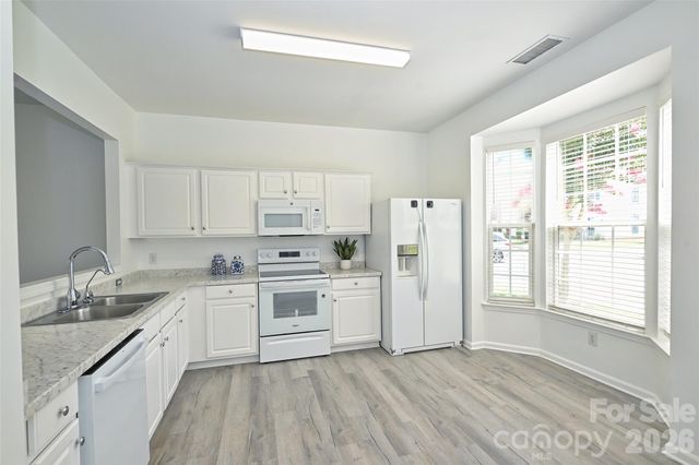 3160 Mannington Drive, Charlotte, NC 28270
