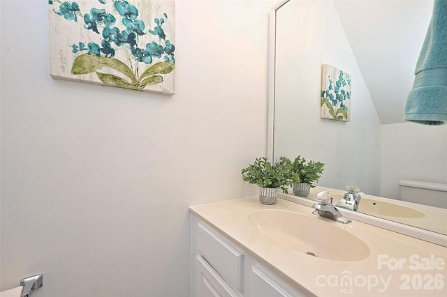 3160 Mannington Drive, Charlotte, NC 28270