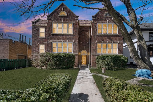 431 S East Avenue 1N, Oak Park, IL 60302