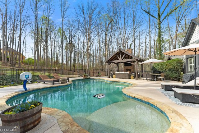 2195 E Maddox Road, Buford, GA 30519