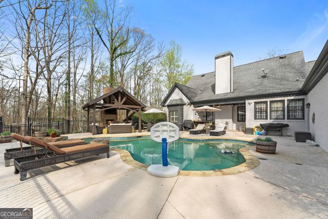 2195 E Maddox Road, Buford, GA 30519