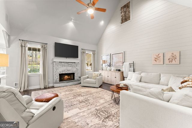 2195 E Maddox Road, Buford, GA 30519