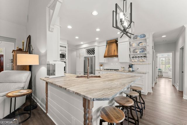 2195 E Maddox Road, Buford, GA 30519