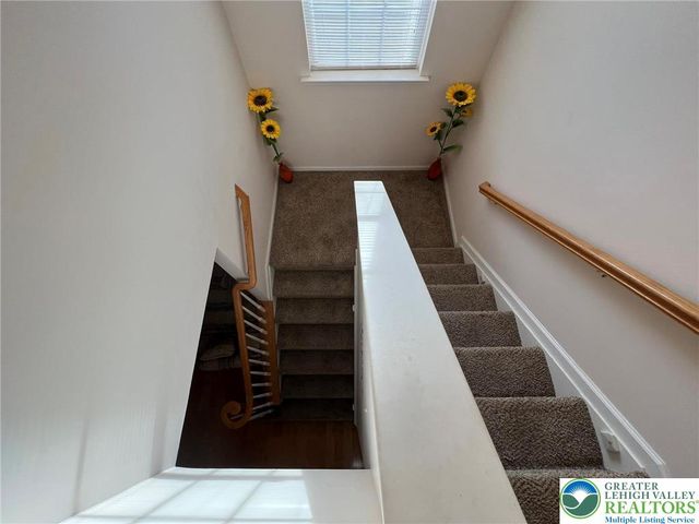 214 Kensington Drive, Lehman Twp, PA 18324