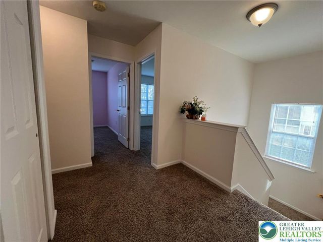 214 Kensington Drive, Lehman Twp, PA 18324