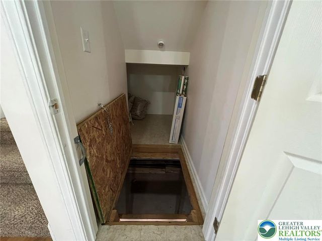 214 Kensington Drive, Lehman Twp, PA 18324