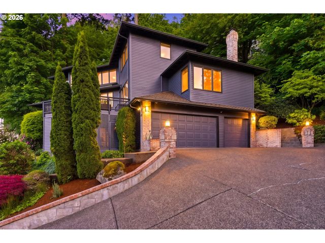 1520 EASTVIEW Ct, Lake Oswego, OR 97034
