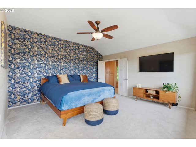1520 EASTVIEW Ct, Lake Oswego, OR 97034