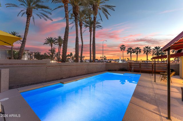 15635 S 37TH Way, Phoenix, AZ 85048