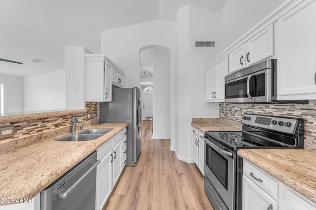 15635 S 37TH Way, Phoenix, AZ 85048