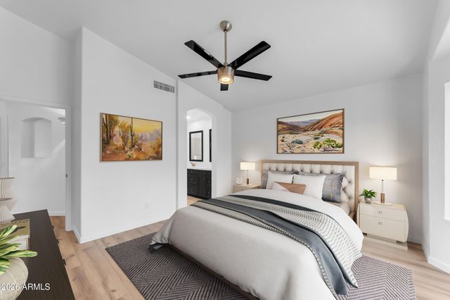 15635 S 37TH Way, Phoenix, AZ 85048