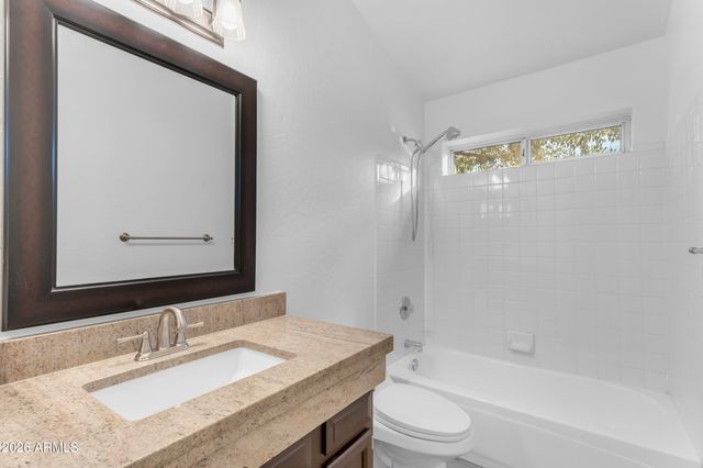 15635 S 37TH Way, Phoenix, AZ 85048