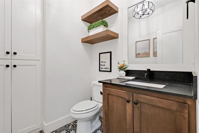 2816 Bison Drive, Edmond, OK 73034