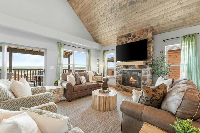 127 Summertime Court, Branson, MO 65616