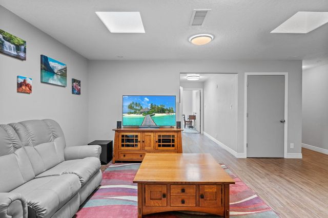 1500 N MESA Road, Belen, NM 87002