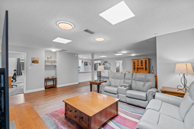 1500 N MESA Road, Belen, NM 87002