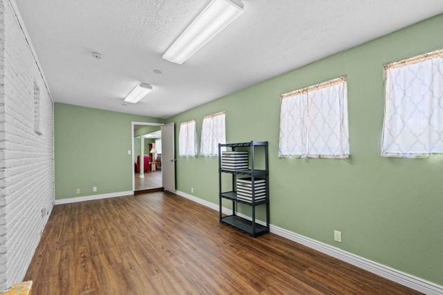 1500 N MESA Road, Belen, NM 87002