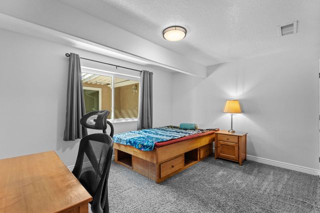 1500 N MESA Road, Belen, NM 87002