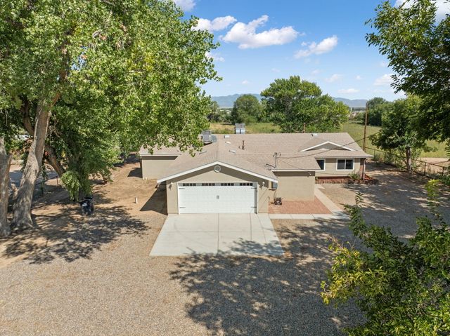 1500 N MESA Road, Belen, NM 87002