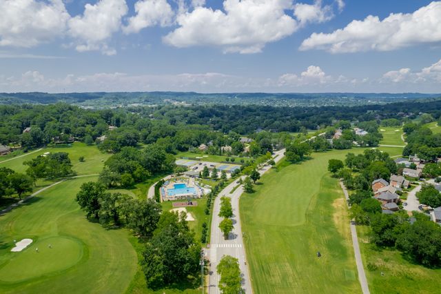 516 Stratford Ct, Franklin, TN 37069
