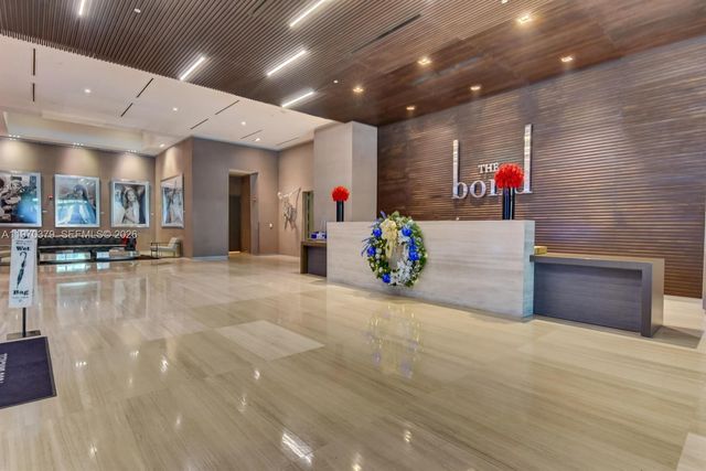 1080 Brickell Ave 4101, Miami, FL 33131