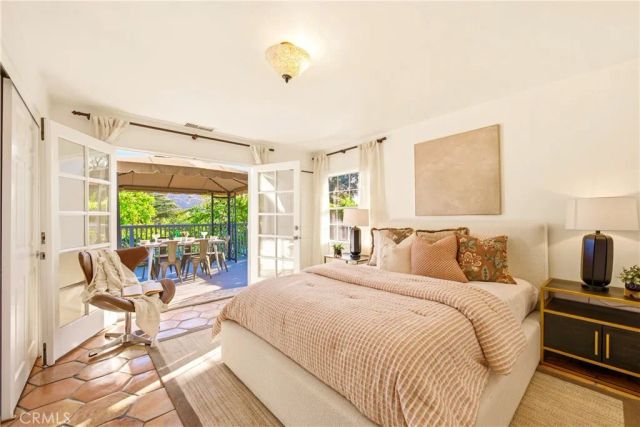 3718 2nd, La Crescenta, CA 91214
