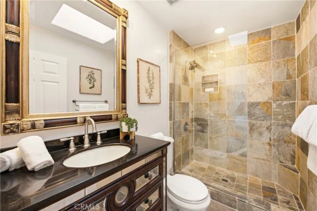 3718 2nd, La Crescenta, CA 91214
