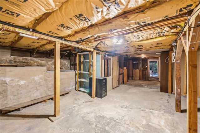 3718 2nd, La Crescenta, CA 91214