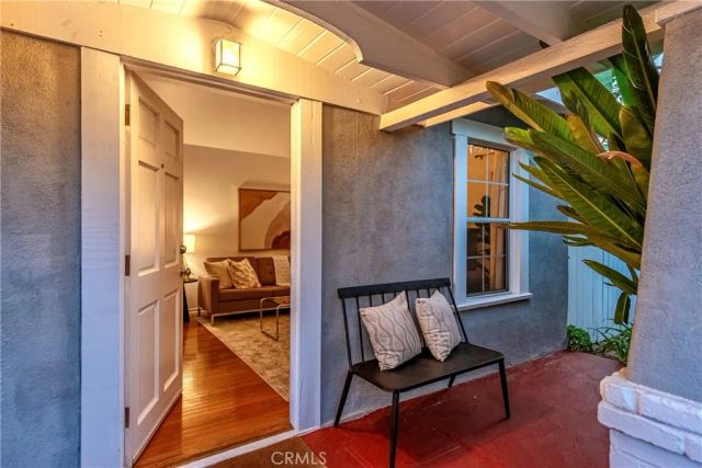 3718 2nd, La Crescenta, CA 91214