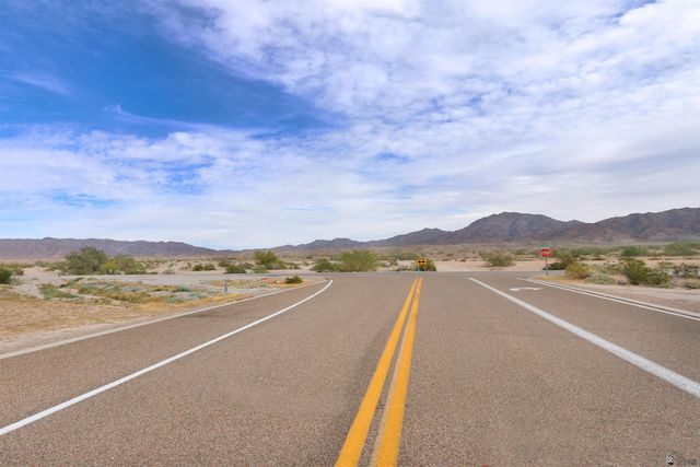 12828 S Drucilla Ln, Yuma, AZ 85367