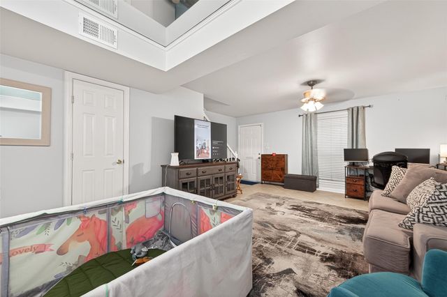 6541 Wanda Lane, Houston, TX 77074