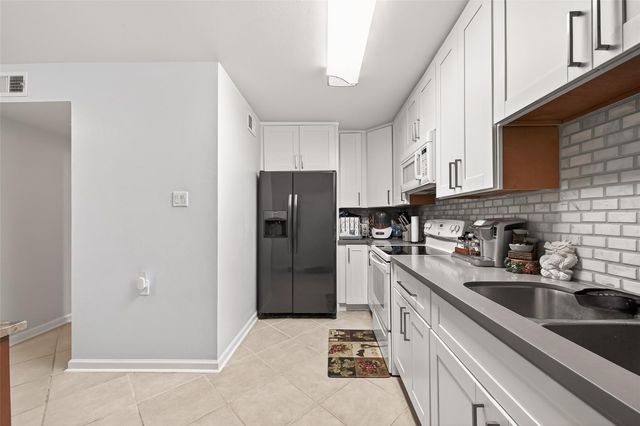 6541 Wanda Lane, Houston, TX 77074