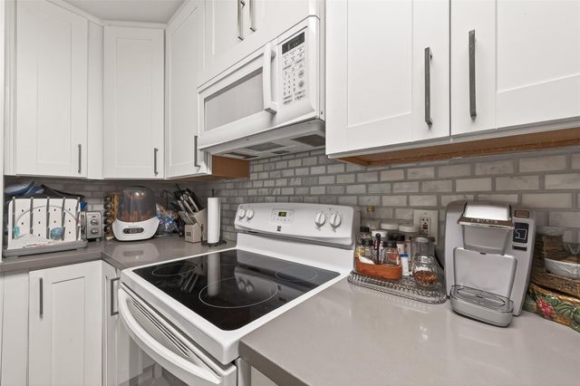 6541 Wanda Lane, Houston, TX 77074