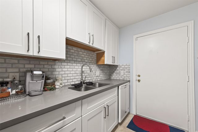 6541 Wanda Lane, Houston, TX 77074