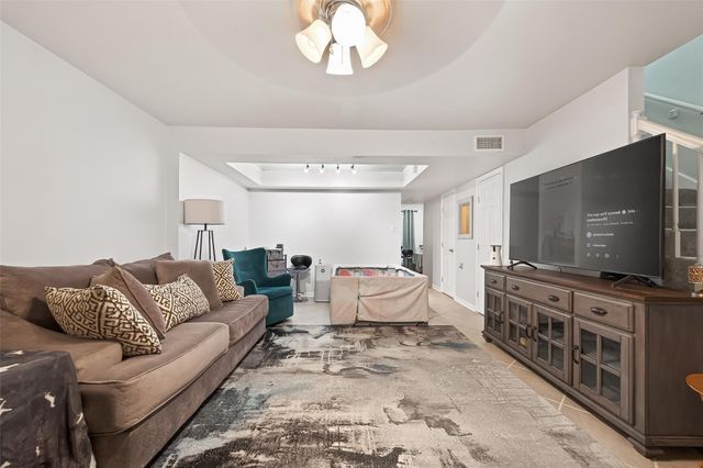 6541 Wanda Lane, Houston, TX 77074