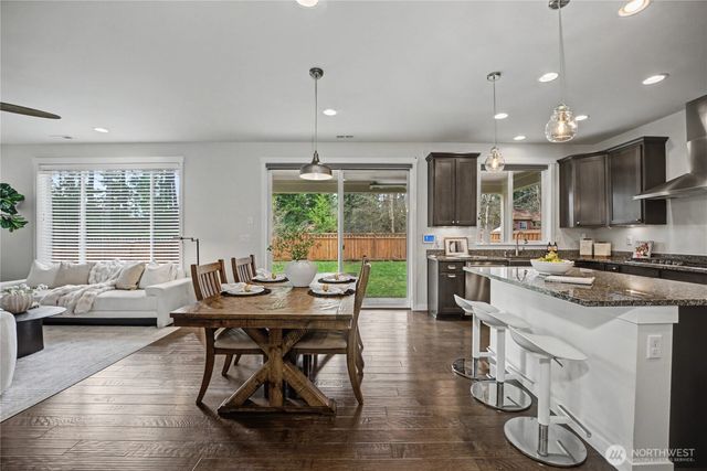 13134 180th Avenue E, Bonney Lake, WA 98391