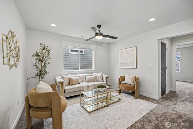 13134 180th Avenue E, Bonney Lake, WA 98391