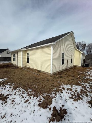 152 Quarry Lane, Raeford, NC 28376