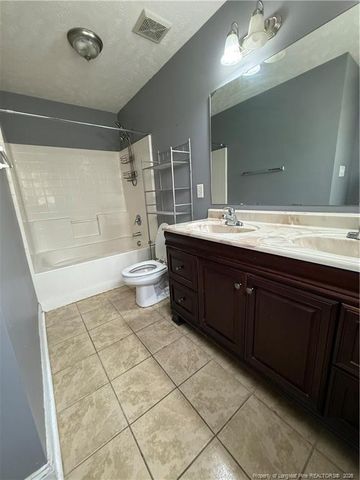 152 Quarry Lane, Raeford, NC 28376