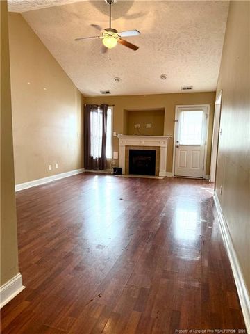 152 Quarry Lane, Raeford, NC 28376